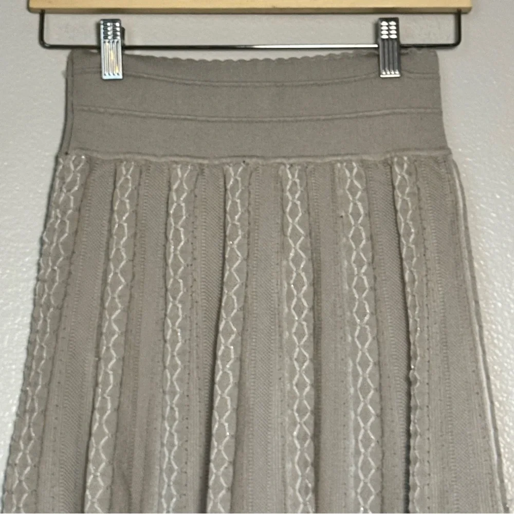 NWT Milano Tan Geometric Design Sweater Midi Skirt Size Small